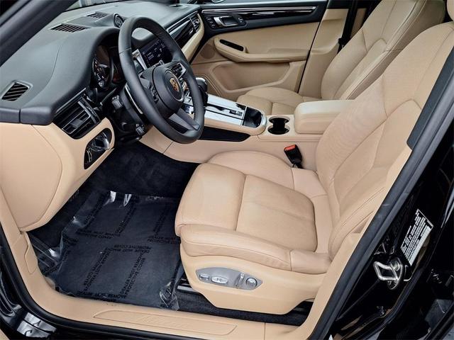 2023 Porsche Macan T