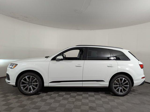 2023 Audi Q7 45 Premium Plus
